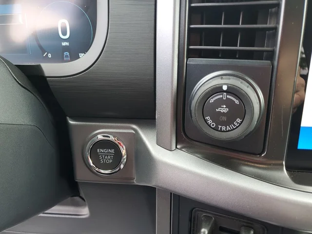 Nuevos FORD F-150 à Estados chez autogozo