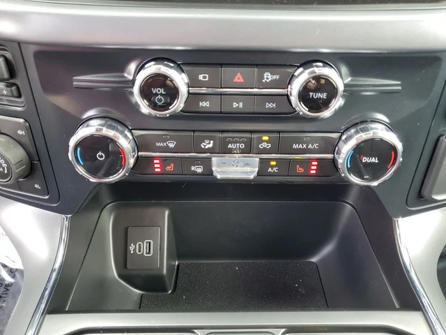 Nuevos FORD F-150 à Estados chez autogozo