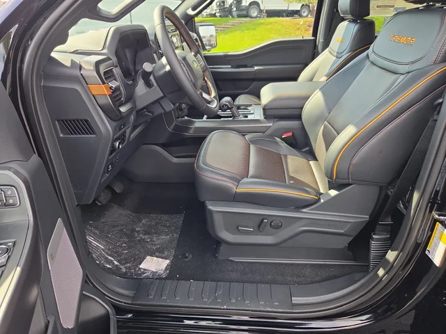 Nuevos FORD F-150 à Estados chez autogozo