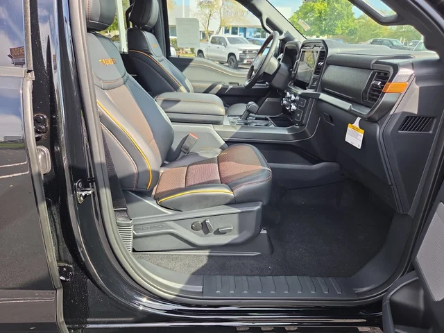 Nuevos FORD F-150 à Estados chez autogozo