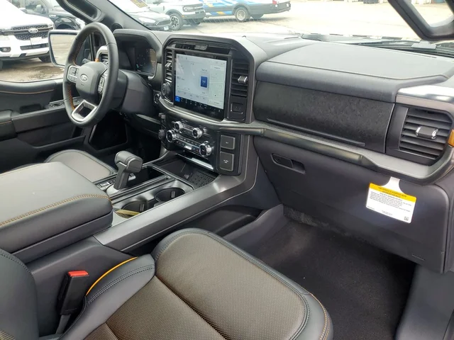Nuevos FORD F-150 à Estados chez autogozo