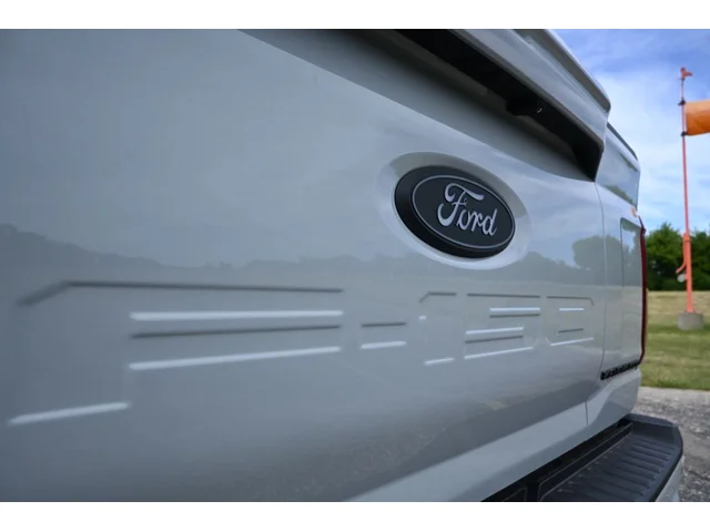 Nuevos FORD F-150 à Estados chez autogozo