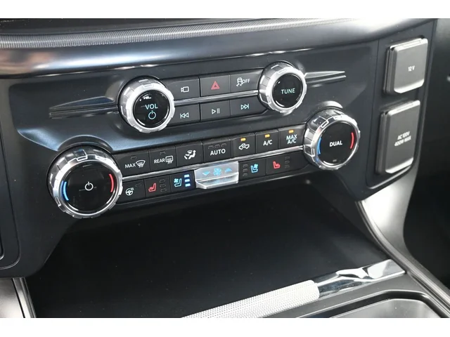 Nuevos FORD F-150 à Estados chez autogozo
