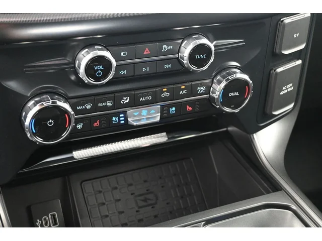 Nuevos FORD F-150 à Estados chez autogozo