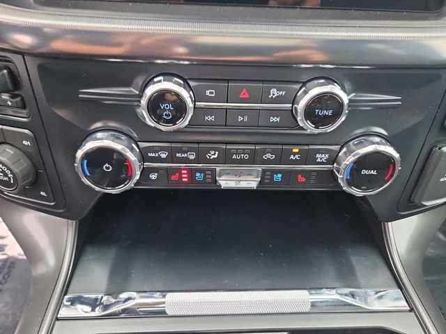 Nuevos FORD F-150 à Estados chez autogozo