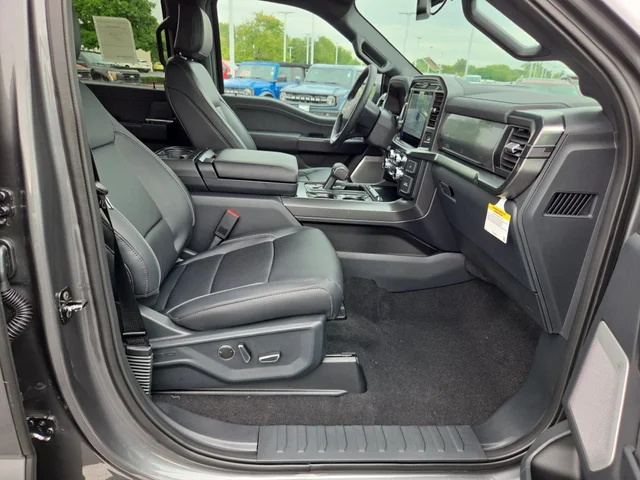 Nuevos FORD F-150 à Estados chez autogozo