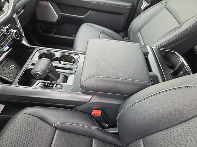 Nuevos FORD F-150 à Estados chez autogozo