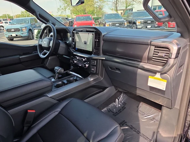 Nuevos FORD F-150 à Estados chez autogozo