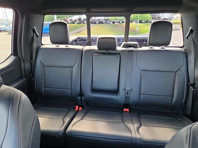 Nuevos FORD F-150 à Estados chez autogozo