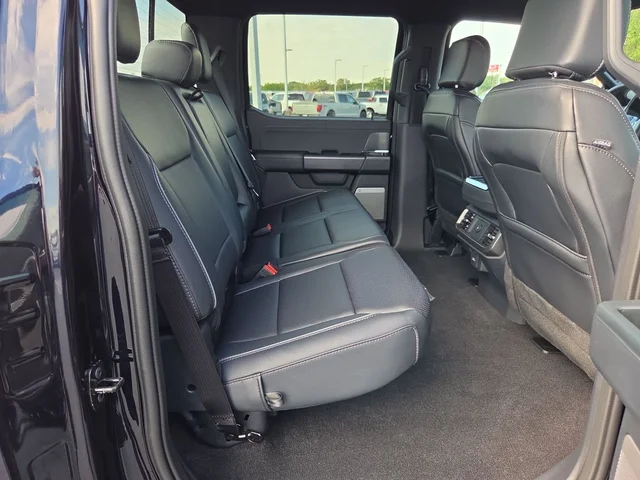 Nuevos FORD F-150 à Estados chez autogozo