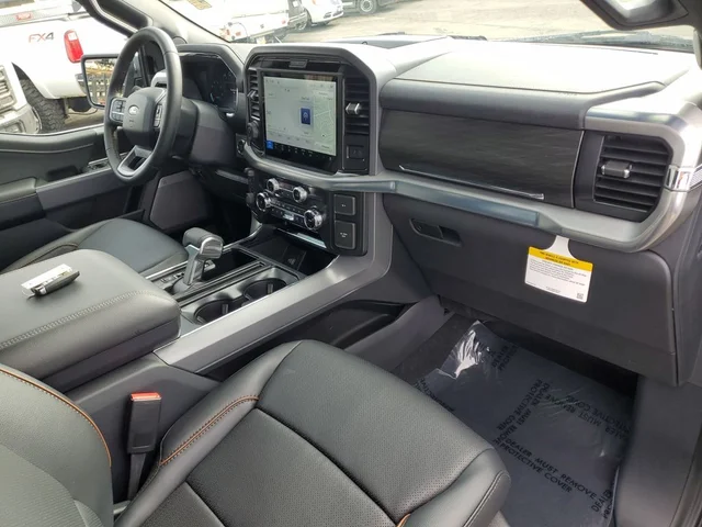 Nuevos FORD F-150 à Estados chez autogozo