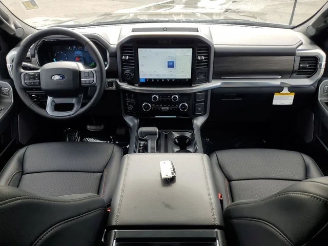 Nuevos FORD F-150 à Estados chez autogozo