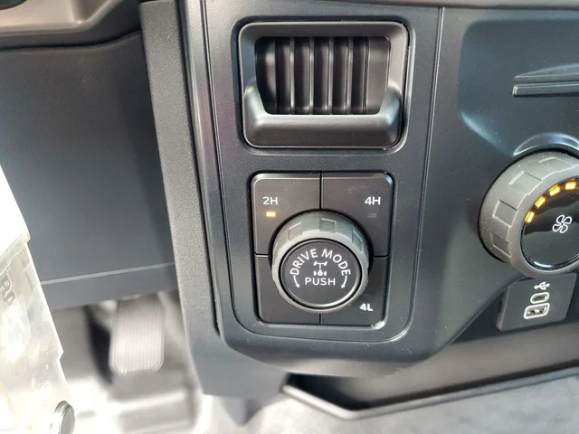 Nuevos FORD F-150 à Estados chez autogozo