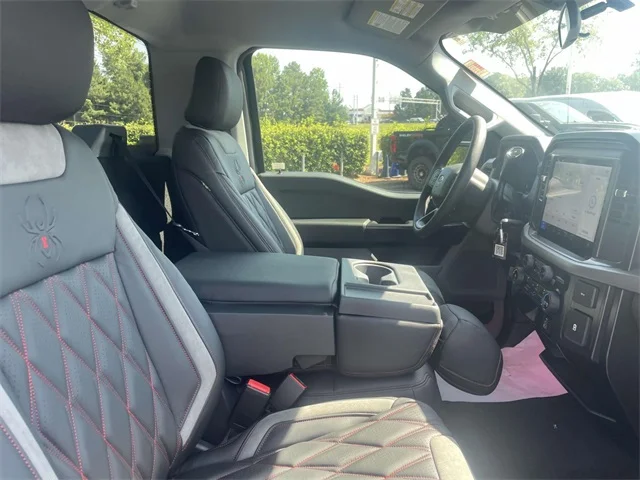 Nuevos FORD F-150 at Huntersville Ford in Huntersville