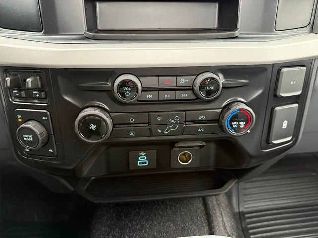 Nuevos FORD F-350SD à Estados chez autogozo
