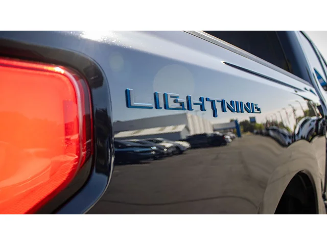 SEMINUEVOS FORD F-150 Lightning a Estados en autogozo