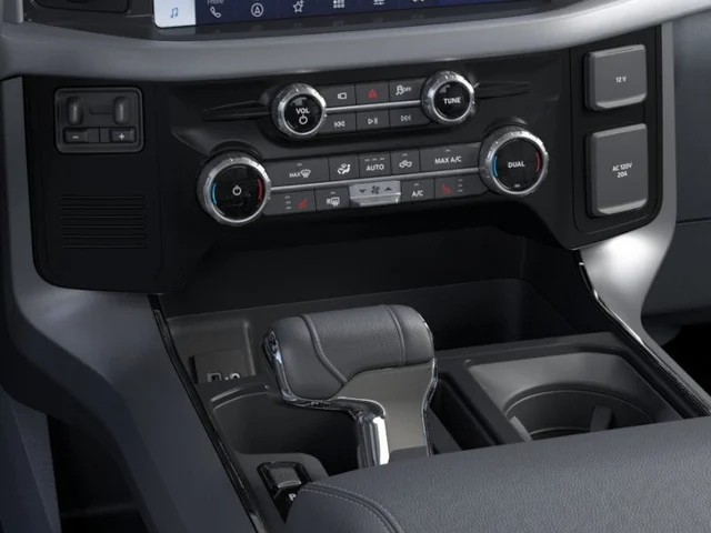 Nuevos FORD F-150 LIGHTNING à Estados chez autogozo