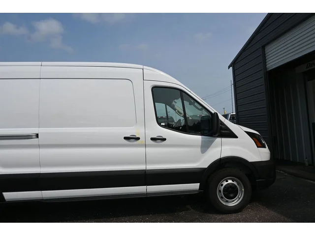 Nuevos FORD TRANSIT-150 à Estados chez autogozo