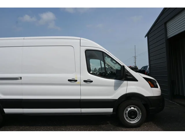 Nuevos FORD TRANSIT-150 à Estados chez autogozo