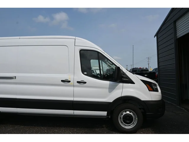 Nuevos FORD TRANSIT-150 à Estados chez autogozo