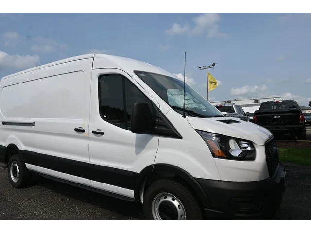 Nuevos FORD TRANSIT-150 à Estados chez autogozo