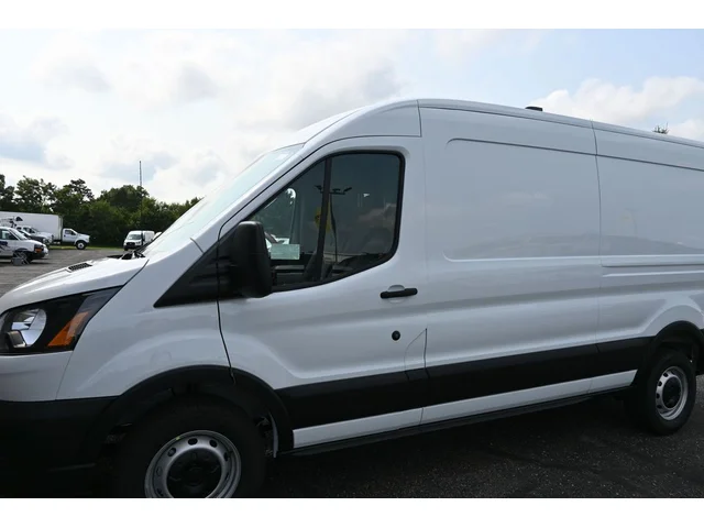 Nuevos FORD TRANSIT-150 à Estados chez autogozo