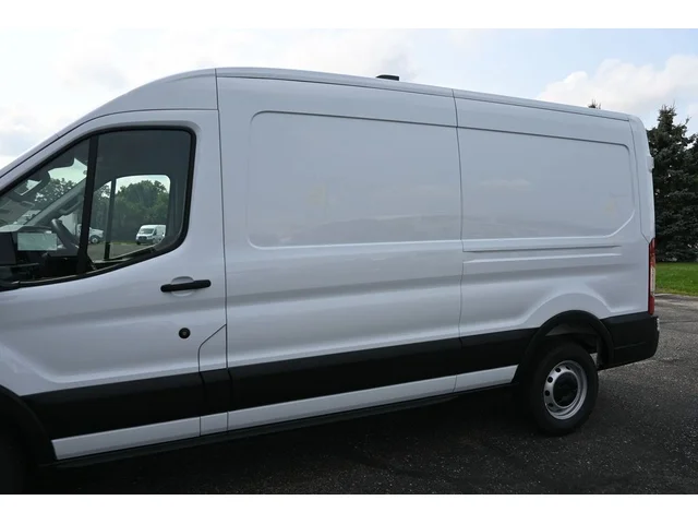 Nuevos FORD TRANSIT-150 à Estados chez autogozo