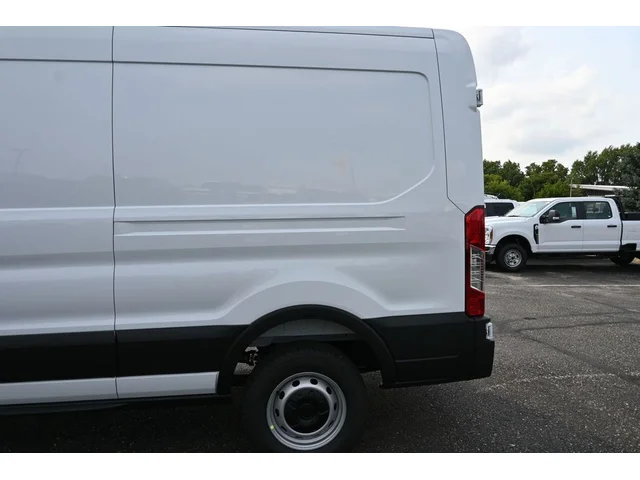 Nuevos FORD TRANSIT-150 à Estados chez autogozo