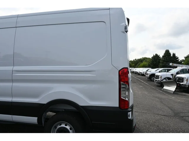 Nuevos FORD TRANSIT-150 à Estados chez autogozo