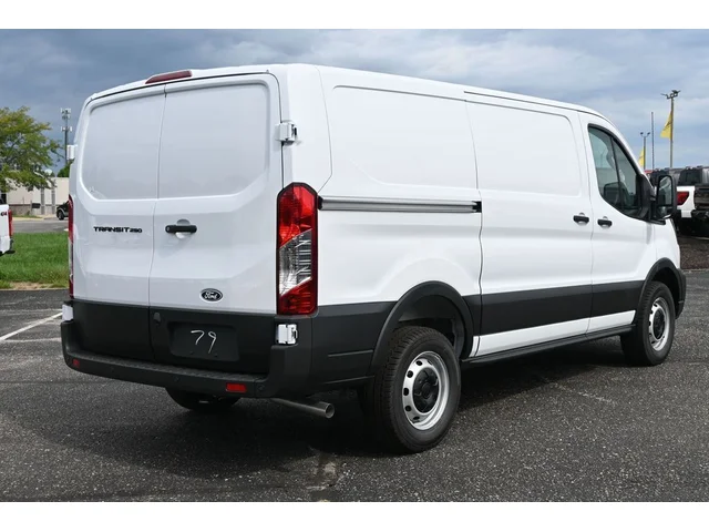 Nuevos FORD TRANSIT-150 à Estados chez autogozo