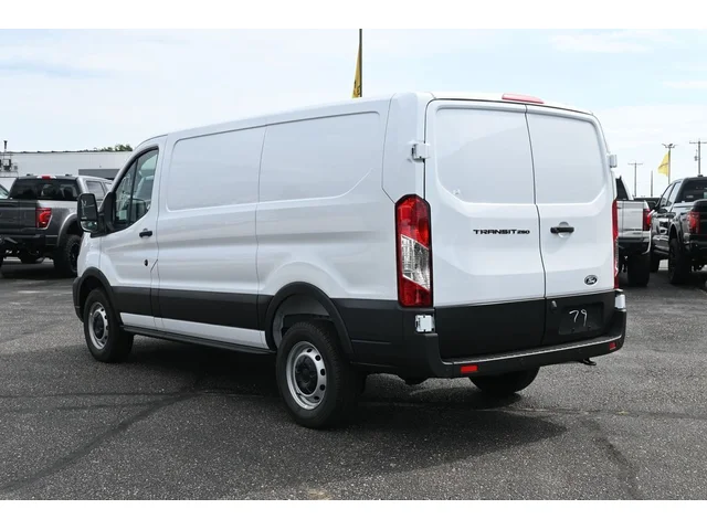 Nuevos FORD TRANSIT-150 à Estados chez autogozo