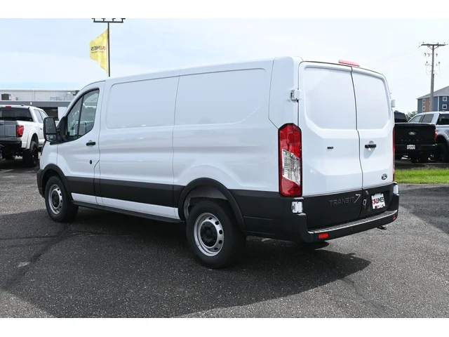 Nuevos FORD TRANSIT-150 à Estados chez autogozo