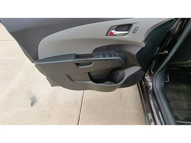 SEMINUEVOS CHEVROLET Sonic a Estados en autogozo