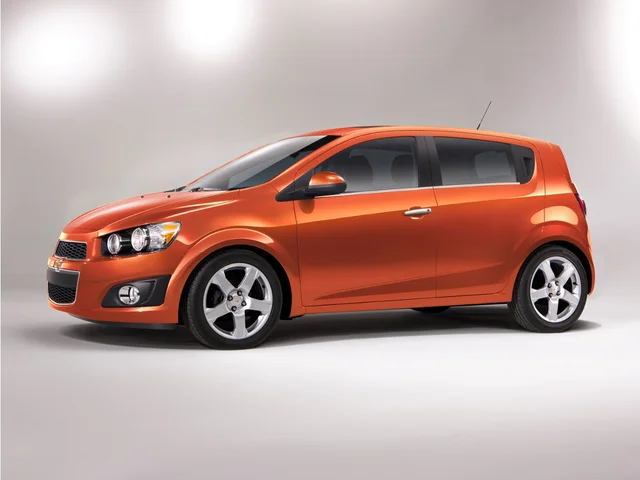 SEMINUEVOS CHEVROLET Sonic a Estados en autogozo