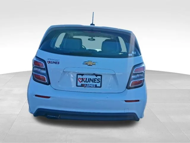 SEMINUEVOS CHEVROLET Sonic a Estados en autogozo