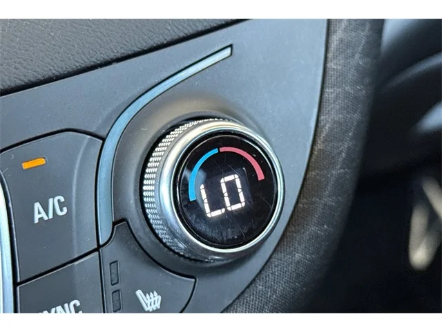 SEMINUEVOS CHEVROLET Malibu at ELK GROVE in Elk Grove Buick GMC