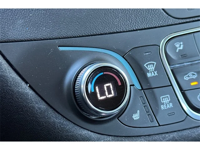 SEMINUEVOS CHEVROLET Malibu at ELK GROVE in Elk Grove Buick GMC