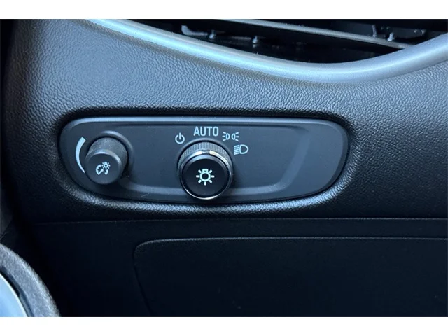 SEMINUEVOS CHEVROLET Malibu at ELK GROVE in Elk Grove Buick GMC