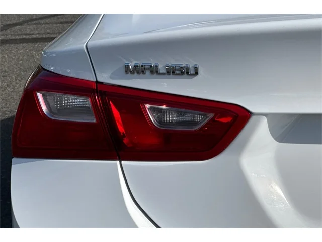 SEMINUEVOS CHEVROLET Malibu at ELK GROVE in Elk Grove Buick GMC