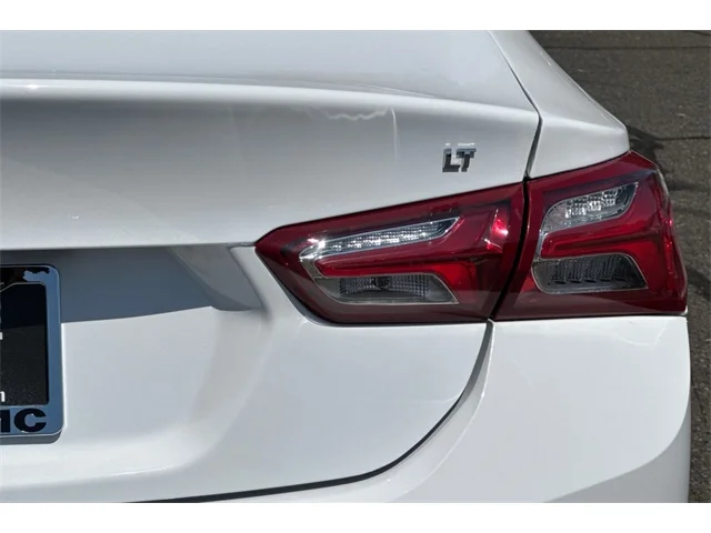 SEMINUEVOS CHEVROLET Malibu at ELK GROVE in Elk Grove Buick GMC