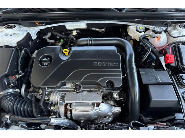 SEMINUEVOS CHEVROLET Malibu at ELK GROVE in Elk Grove Buick GMC
