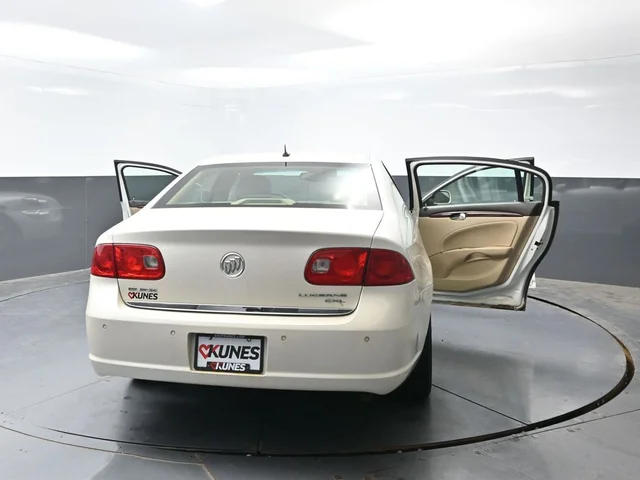 SEMINUEVOS BUICK Lucerne a Estados en autogozo