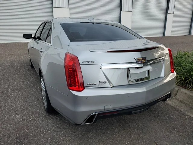 SEMINUEVOS CADILLAC CTS a Estados en autogozo