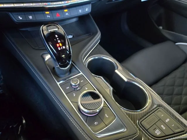 Nuevos CADILLAC CT4 à Estados chez autogozo