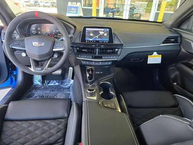 Nuevos CADILLAC CT4 à Estados chez autogozo