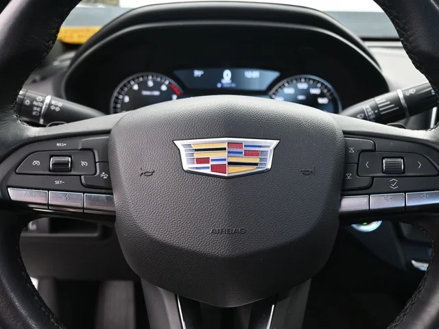 SEMINUEVOS CADILLAC CT4 a Estados en autogozo