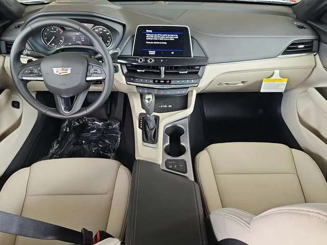 Nuevos CADILLAC CT4 à Estados chez autogozo
