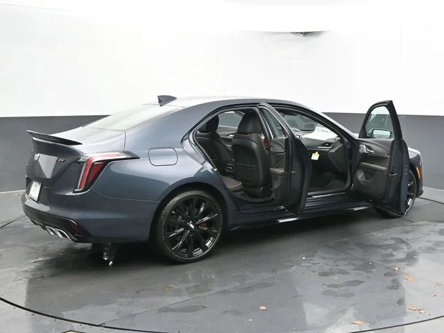 Nuevos CADILLAC CT4 à Estados chez autogozo
