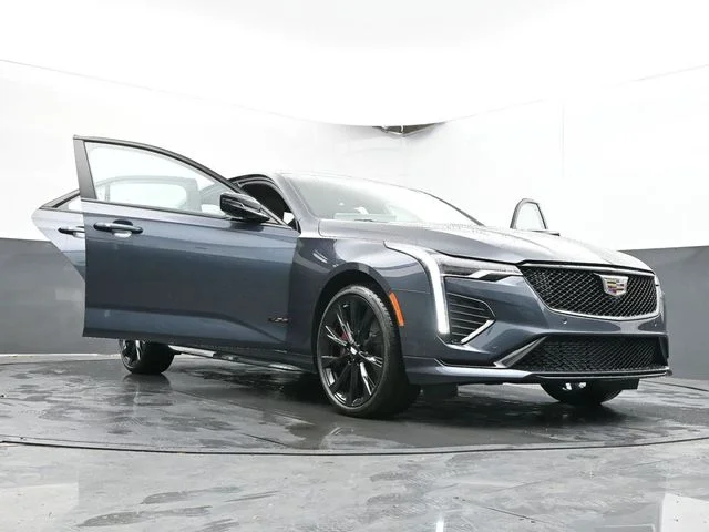 Nuevos CADILLAC CT4 à Estados chez autogozo