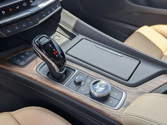 Nuevos CADILLAC CT5 à Estados chez autogozo